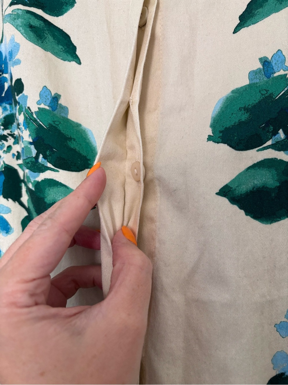 Tuckernuck Water's Edge Hydrangea Sleeveless Charlie Dress - Picture 4 of 7